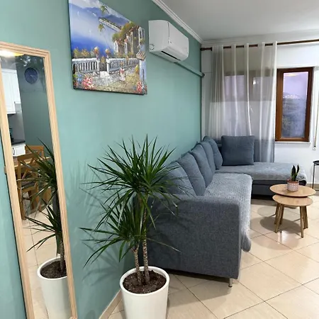 Mali I Robit Seaview