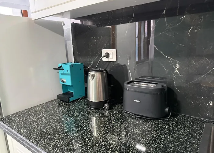 Mali I Robit Seaview Apartamento Golem (Tirana)